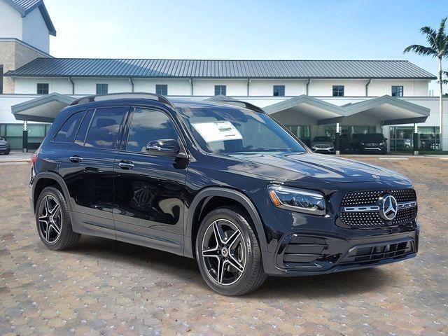 new 2024 Mercedes-Benz GLB 250 car, priced at $51,865