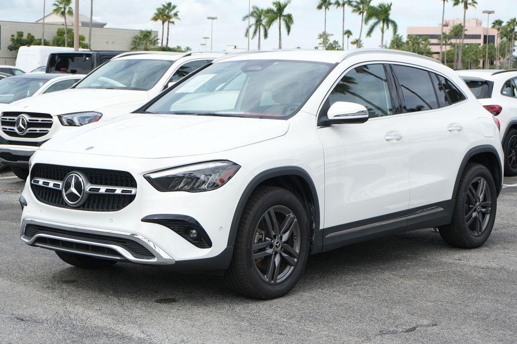 used 2025 Mercedes-Benz GLA 250 car, priced at $43,858