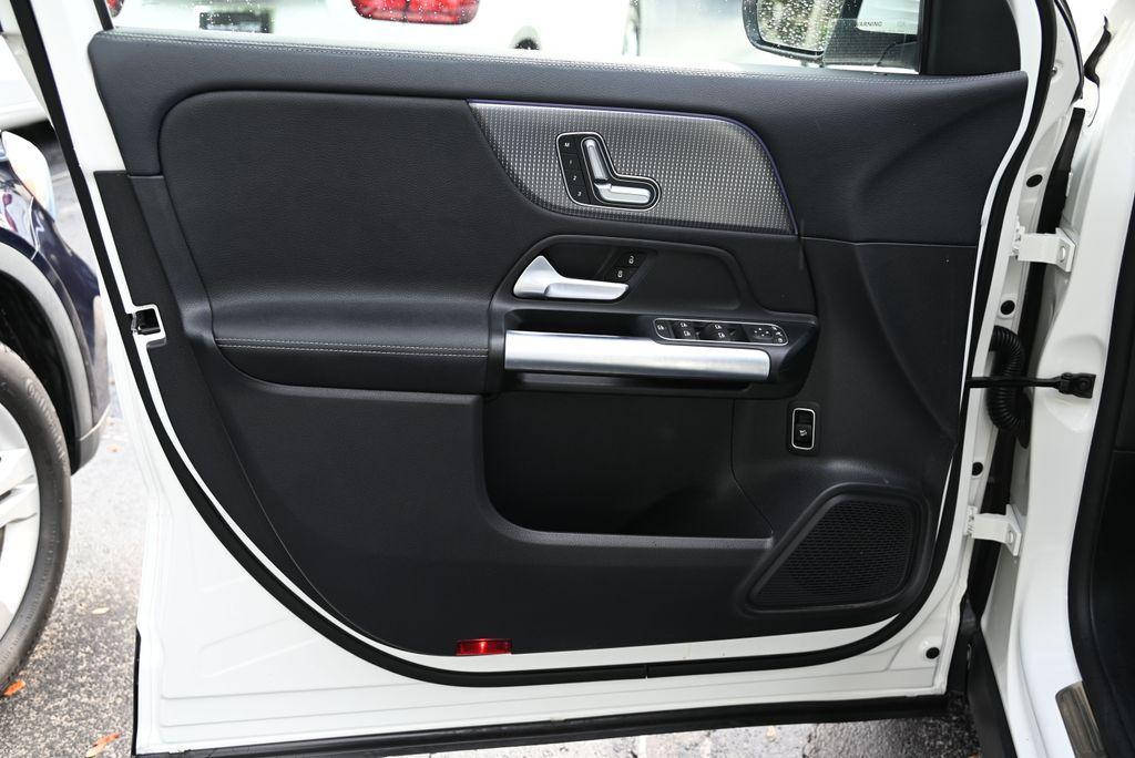 used 2021 Mercedes-Benz GLA 250 car, priced at $20,442