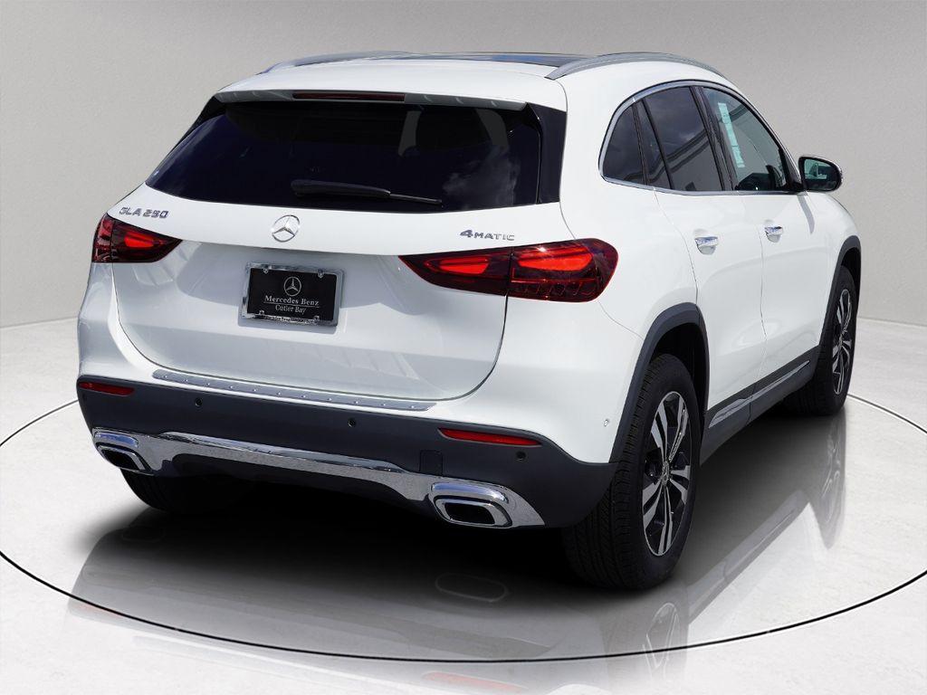 new 2025 Mercedes-Benz GLA 250 car, priced at $45,580