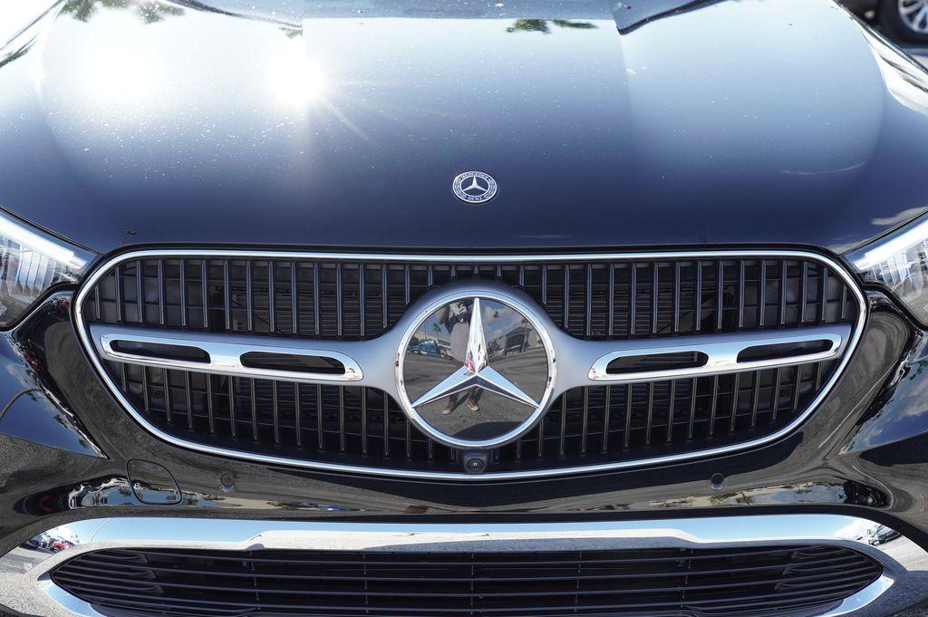 new 2026 Mercedes-Benz GLC 300 car, priced at $53,775