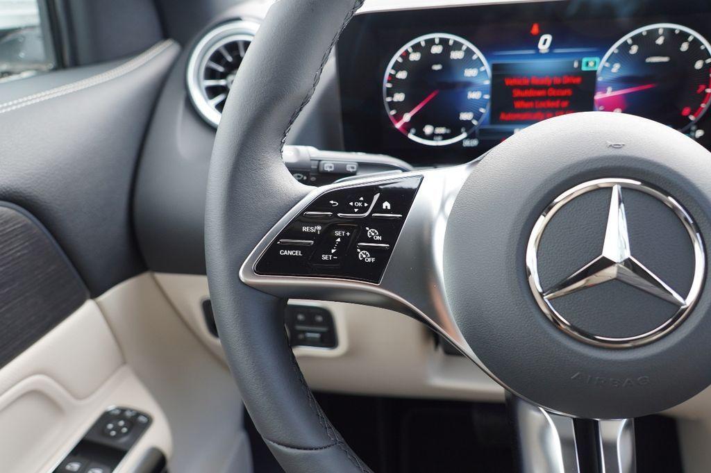 new 2026 Mercedes-Benz GLA 250 car, priced at $47,355