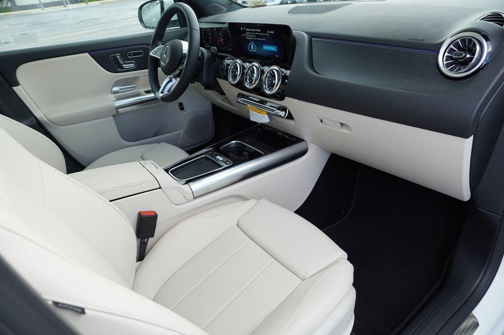 new 2026 Mercedes-Benz GLA 250 car, priced at $47,355