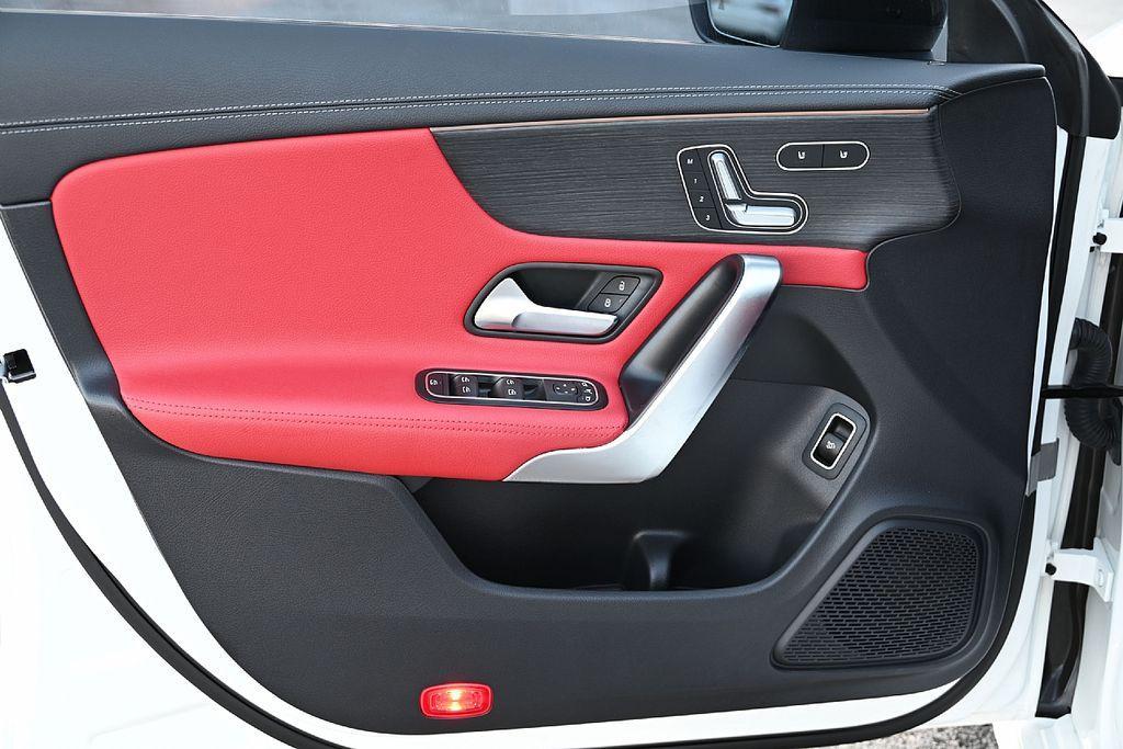 used 2022 Mercedes-Benz CLA 250 car, priced at $32,871