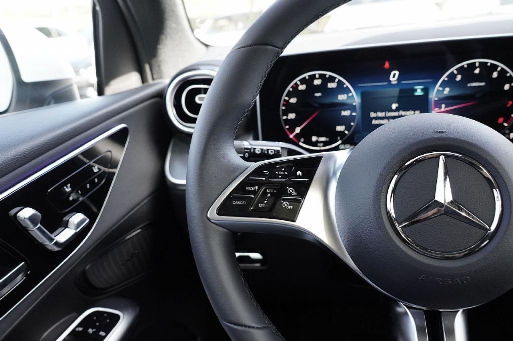 new 2026 Mercedes-Benz GLC 300 car, priced at $47,137