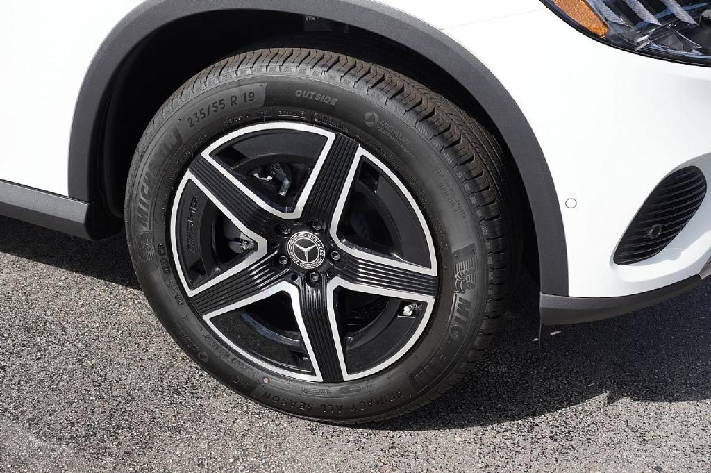 new 2026 Mercedes-Benz GLC 300 car, priced at $47,137