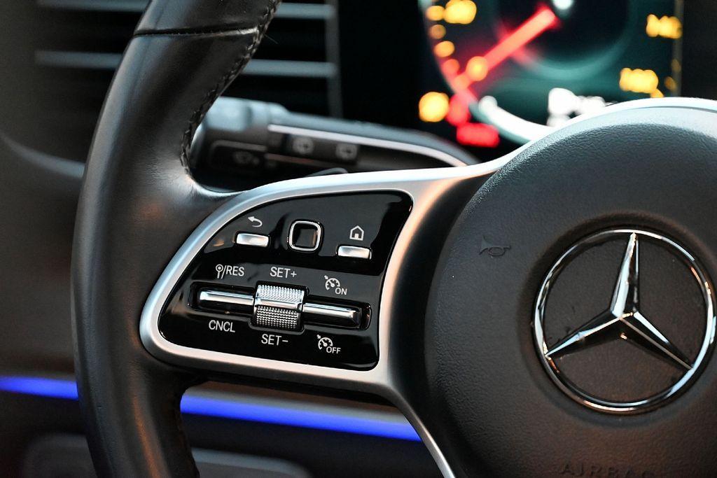 used 2022 Mercedes-Benz GLE 350 car, priced at $41,256