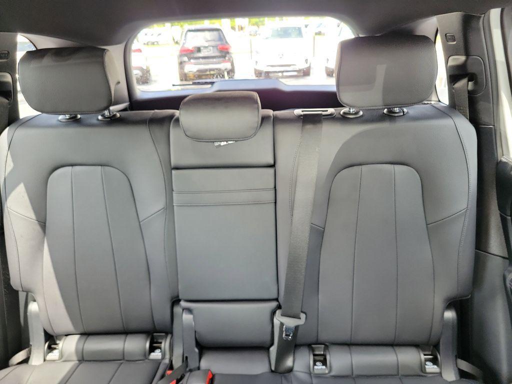 used 2025 Mercedes-Benz GLB 250 car