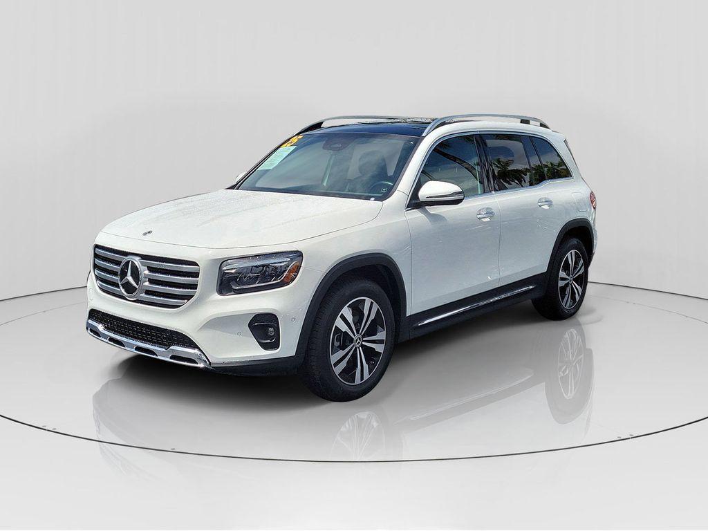 used 2025 Mercedes-Benz GLB 250 car