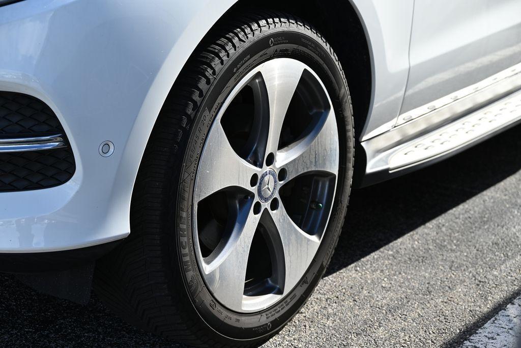 used 2016 Mercedes-Benz GLE-Class car, priced at $17,540