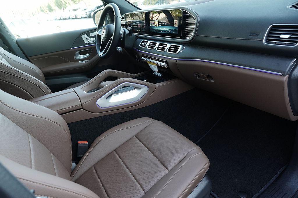 new 2026 Mercedes-Benz GLE 350 car, priced at $65,679