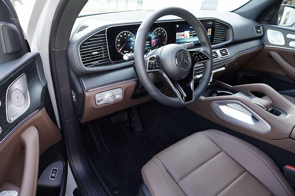 new 2026 Mercedes-Benz GLE 350 car, priced at $65,679