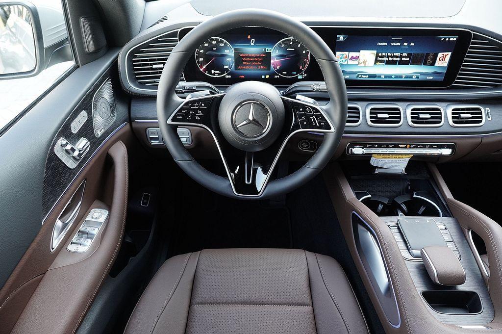 new 2026 Mercedes-Benz GLE 350 car, priced at $65,679