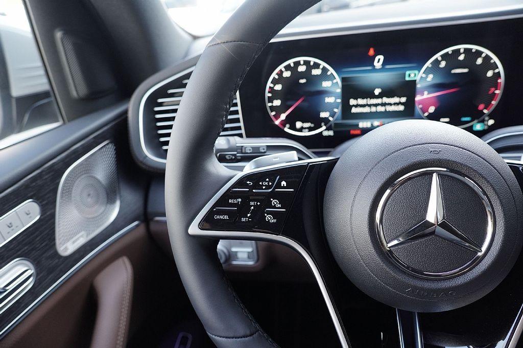 new 2026 Mercedes-Benz GLE 350 car, priced at $65,679