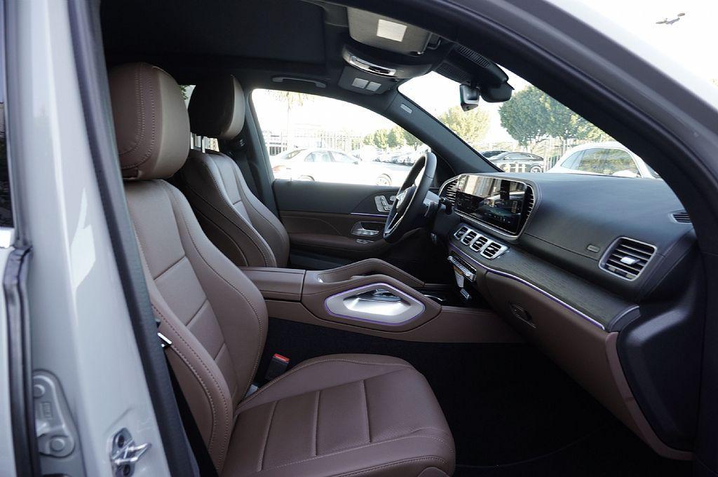 new 2026 Mercedes-Benz GLE 350 car, priced at $65,679