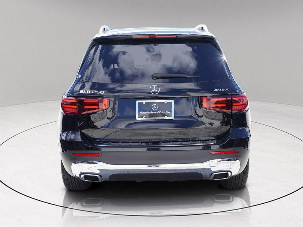 new 2025 Mercedes-Benz GLB 250 car, priced at $45,221