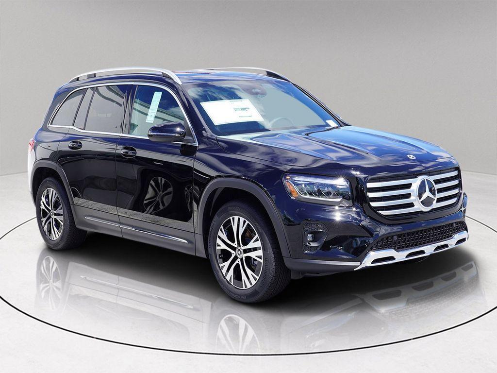 new 2025 Mercedes-Benz GLB 250 car, priced at $45,221
