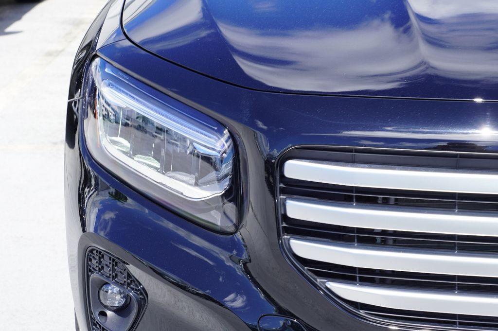 new 2025 Mercedes-Benz GLB 250 car, priced at $45,221