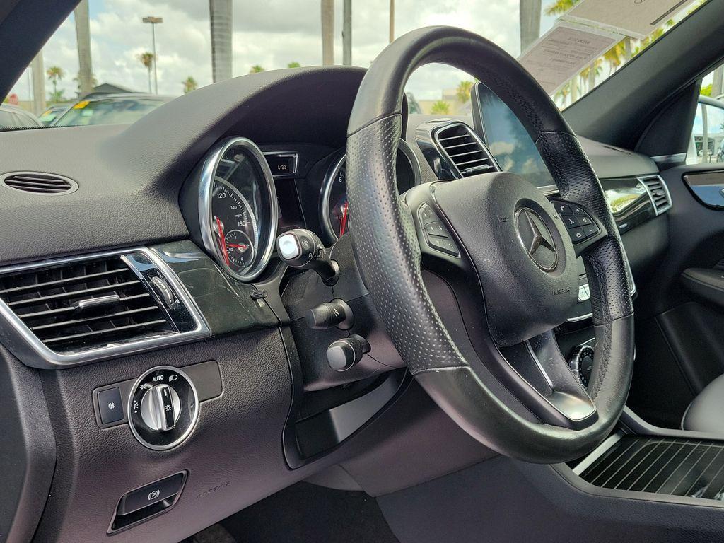 used 2019 Mercedes-Benz GLE 400 car, priced at $26,990