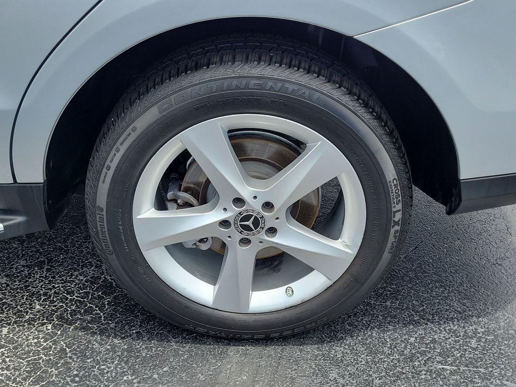 used 2019 Mercedes-Benz GLE 400 car, priced at $26,990