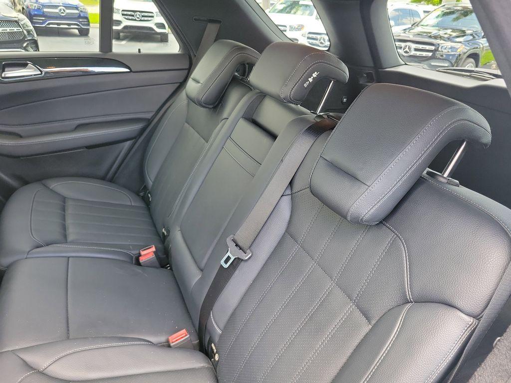 used 2019 Mercedes-Benz GLE 400 car, priced at $26,990