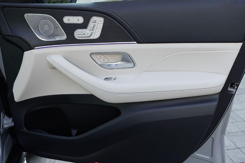 new 2026 Mercedes-Benz GLE 350 car, priced at $78,535