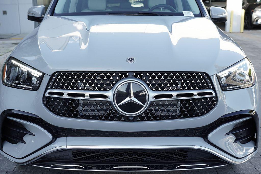 new 2026 Mercedes-Benz GLE 350 car, priced at $78,535