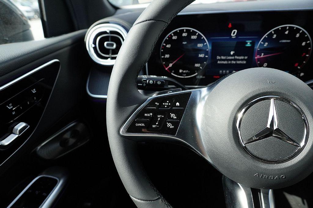 new 2026 Mercedes-Benz GLC 300 car, priced at $54,350