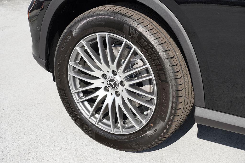 new 2026 Mercedes-Benz GLC 300 car, priced at $54,350