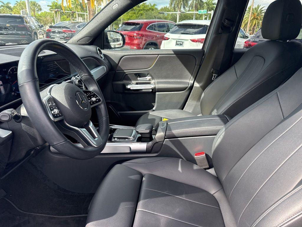 used 2022 Mercedes-Benz GLB 250 car, priced at $31,500