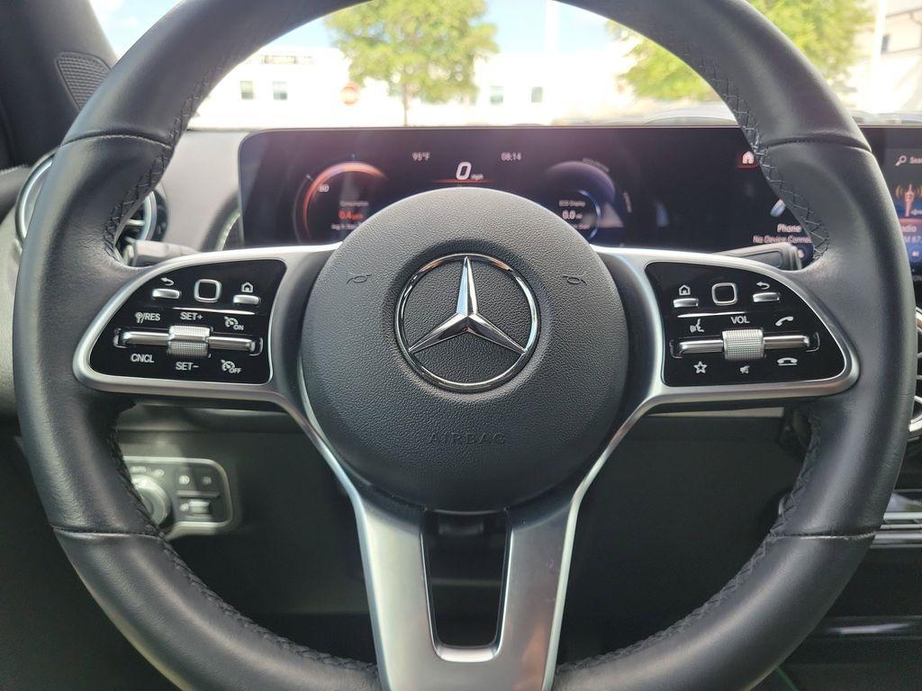 used 2022 Mercedes-Benz GLB 250 car, priced at $29,500
