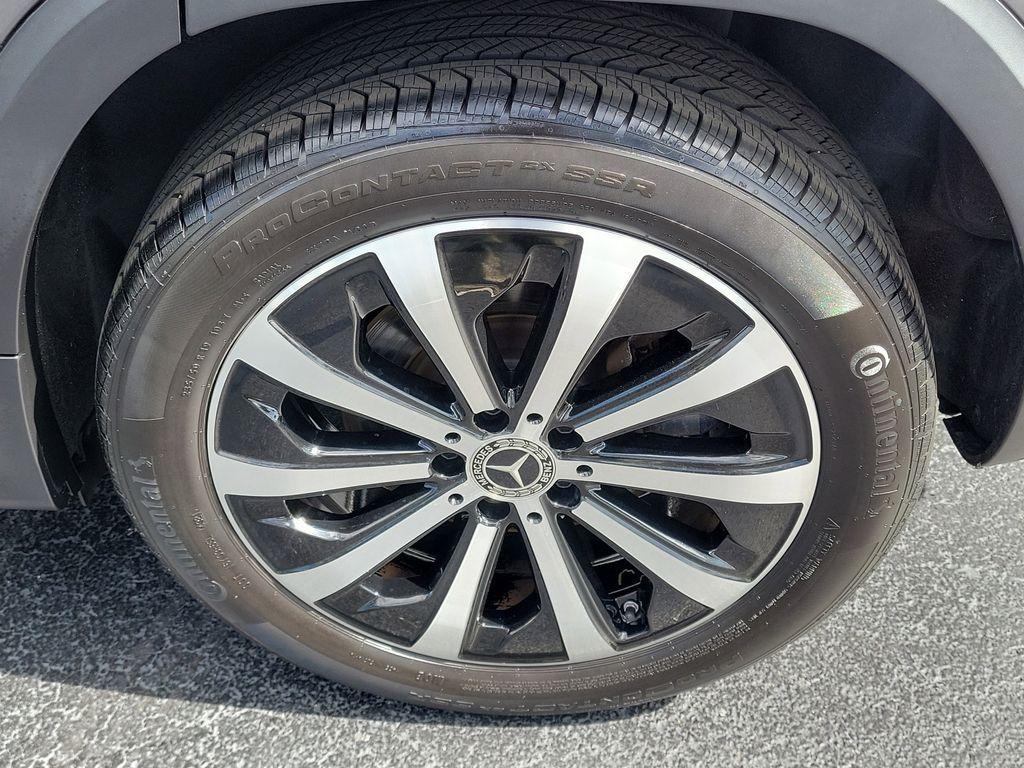 used 2022 Mercedes-Benz GLB 250 car, priced at $29,500