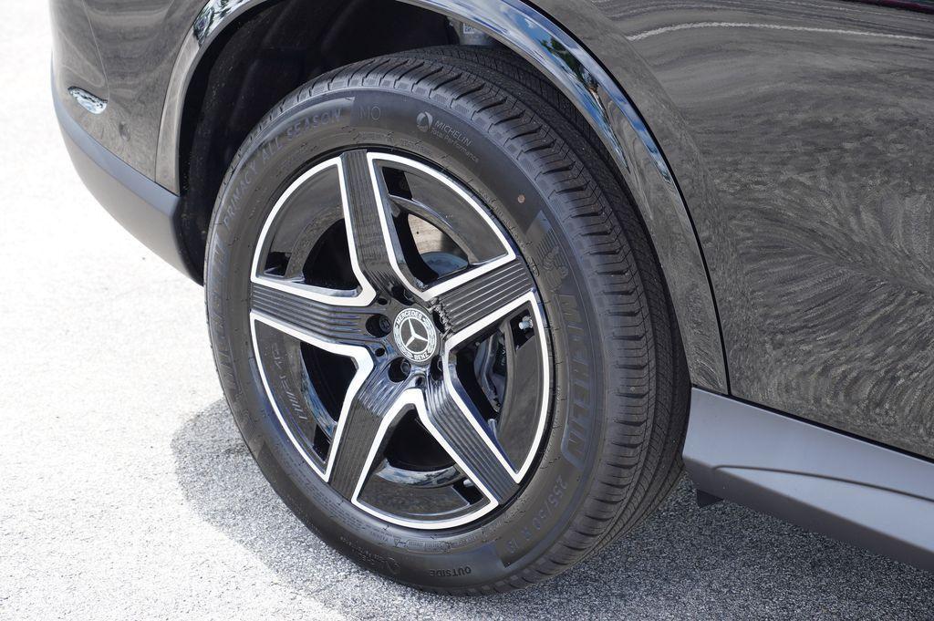 new 2026 Mercedes-Benz GLC 300 car, priced at $57,720