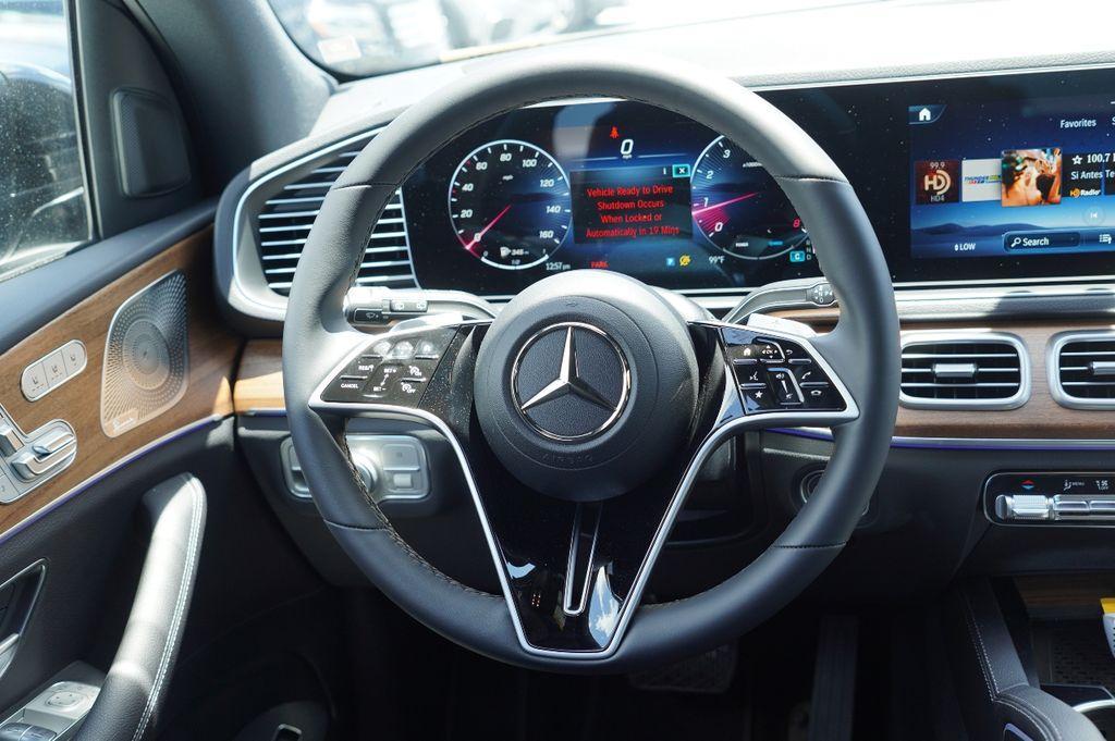 new 2025 Mercedes-Benz GLE 450 car, priced at $78,045