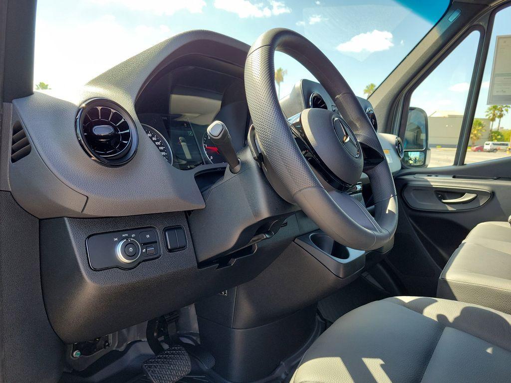 new 2025 Mercedes-Benz Sprinter 2500 car, priced at $59,018