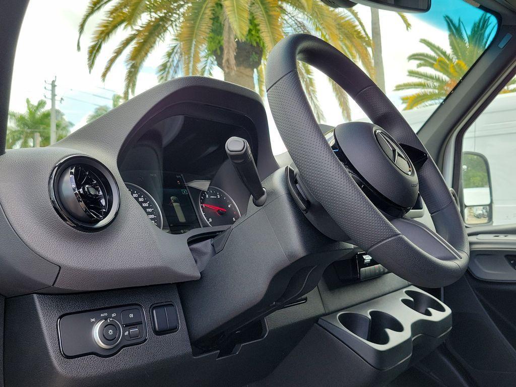new 2025 Mercedes-Benz Sprinter 2500 car, priced at $61,161