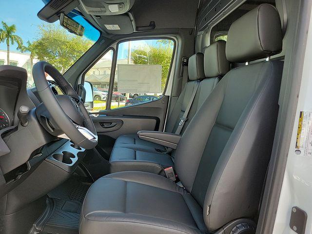 new 2025 Mercedes-Benz Sprinter 2500 car, priced at $67,319