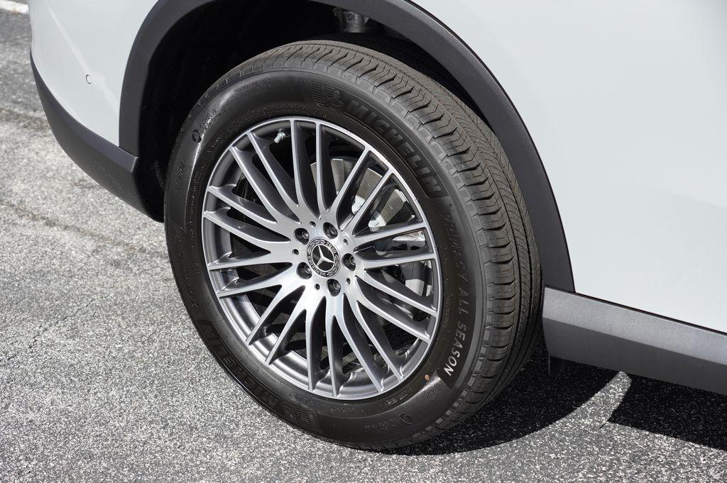 new 2026 Mercedes-Benz GLC 300 car, priced at $55,250