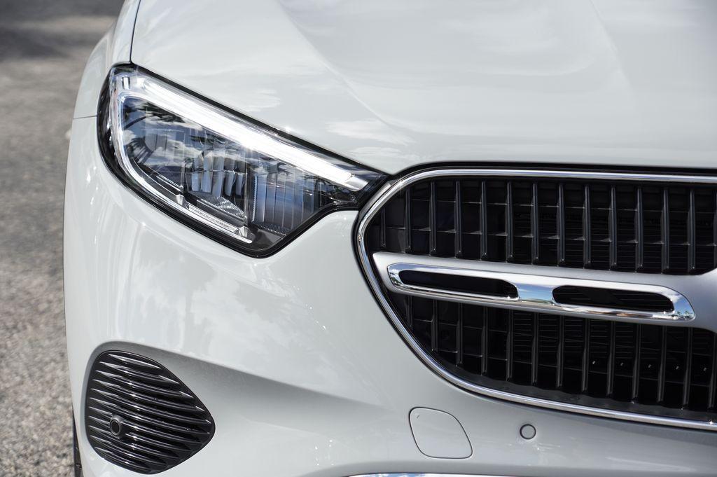 new 2026 Mercedes-Benz GLC 300 car, priced at $55,250