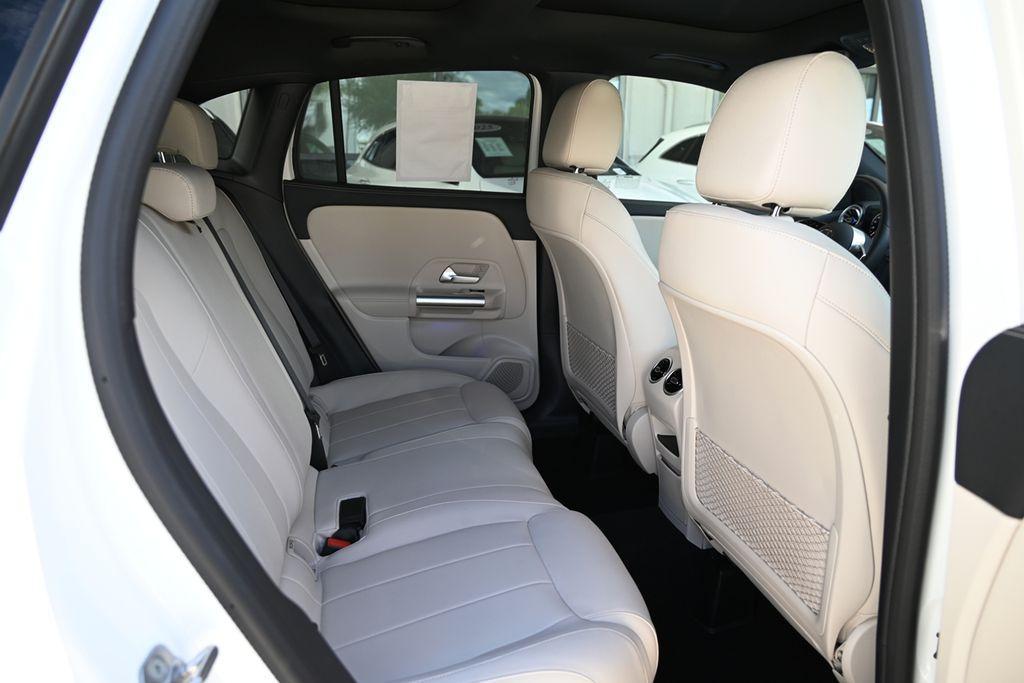 used 2025 Mercedes-Benz GLA 250 car, priced at $43,515
