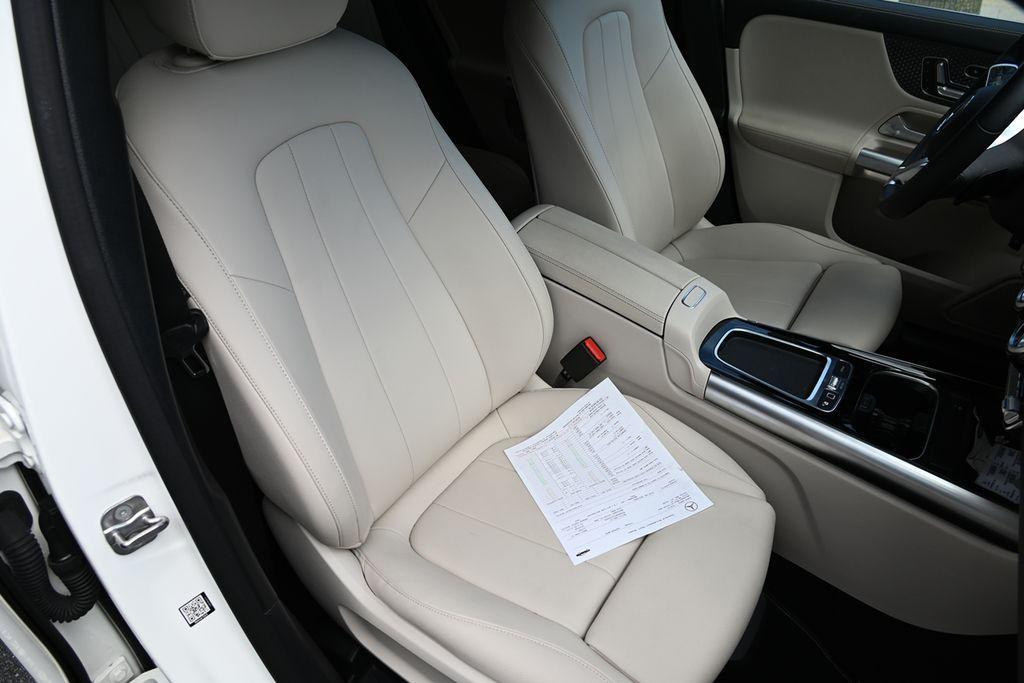 used 2025 Mercedes-Benz GLA 250 car, priced at $45,913