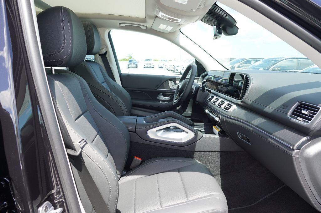 new 2025 Mercedes-Benz GLE 350 car, priced at $71,742