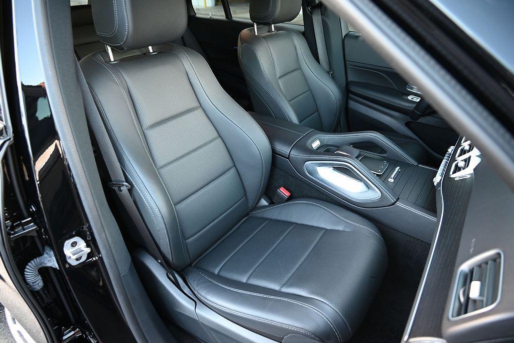 used 2023 Mercedes-Benz GLE 450 car, priced at $60,511