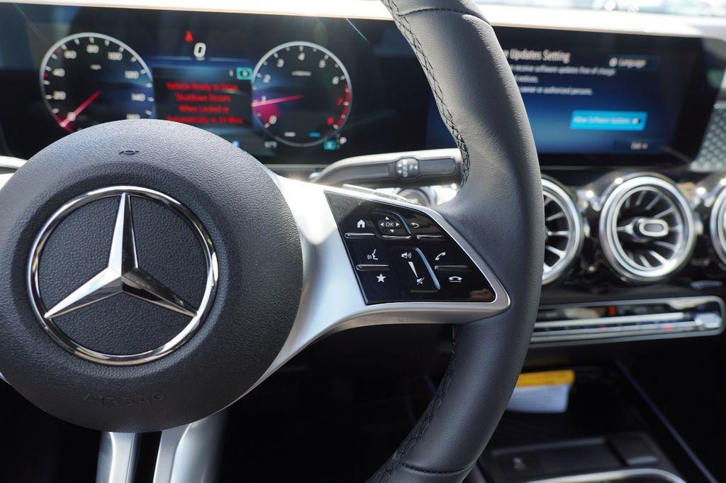new 2026 Mercedes-Benz GLB 250 car, priced at $47,530
