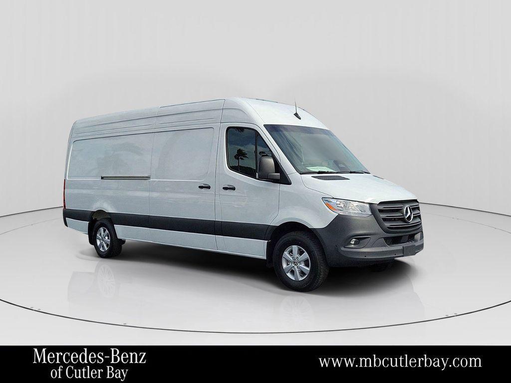 new 2025 Mercedes-Benz Sprinter 2500 car, priced at $71,305