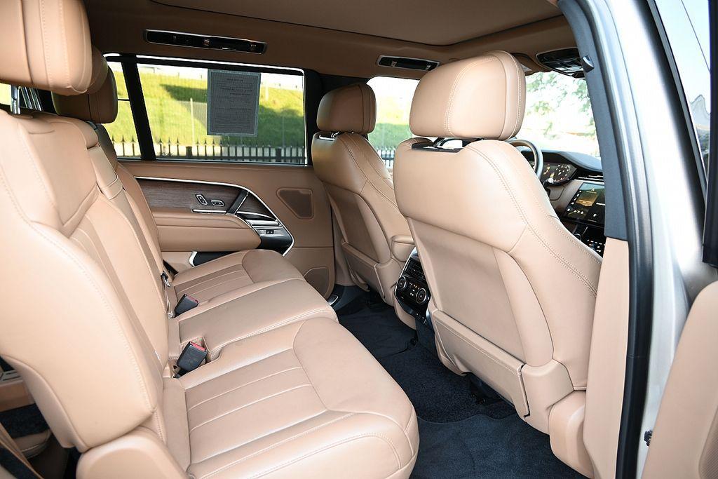 used 2023 Land Rover Range Rover car, priced at $98,784