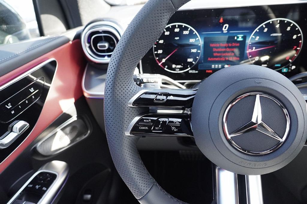 new 2026 Mercedes-Benz GLC 300 car, priced at $60,685