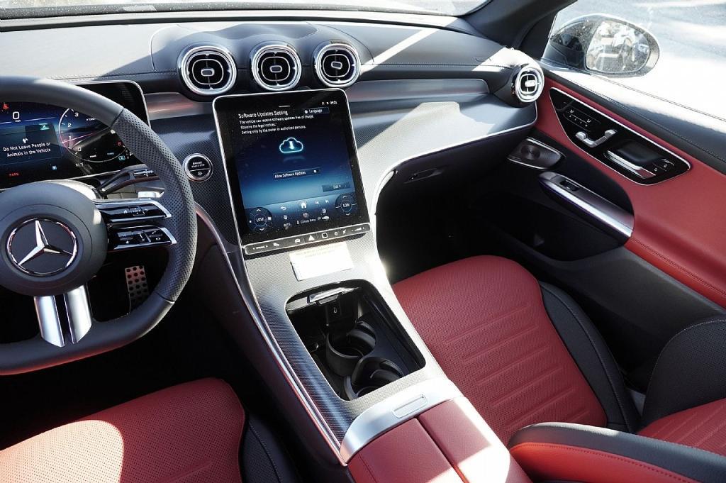 new 2026 Mercedes-Benz GLC 300 car, priced at $60,685