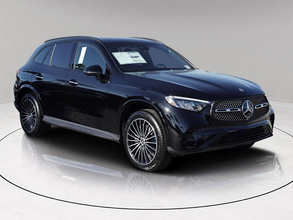 new 2026 Mercedes-Benz GLC 300 car, priced at $60,685