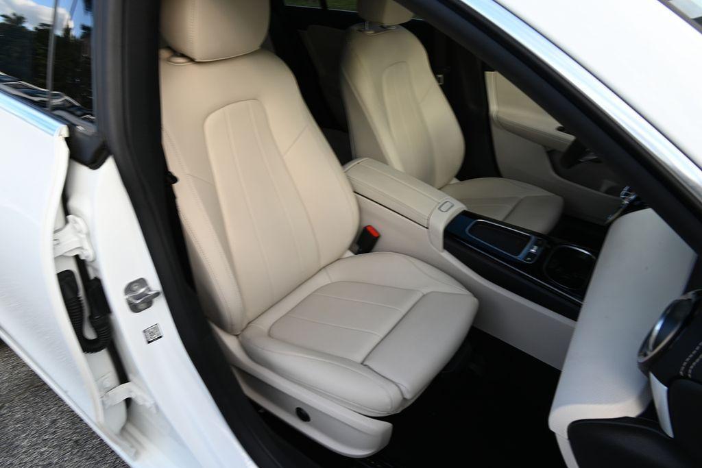 used 2024 Mercedes-Benz CLA 250 car, priced at $35,929